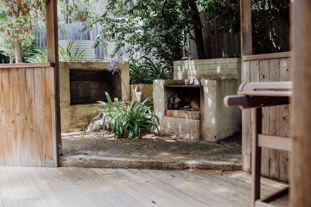 Apartment On James Bicheno Exterior photo